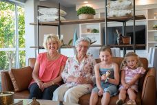 Golden Rise retirement in Bendigo_family_4_generations_portrait